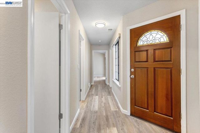 1135 1135 Tiffany Lane, Pleasanton, CA 94566