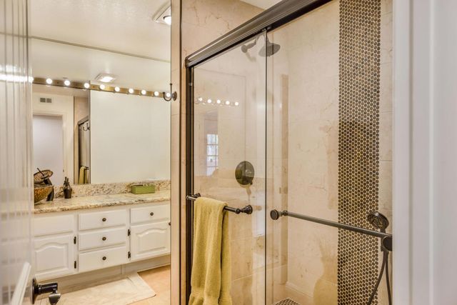 500 E Amado Road E 512, Palm Springs, CA 92262