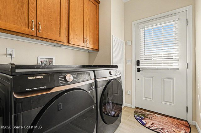 1067 Wren Circle, Barefoot Bay, FL 32976