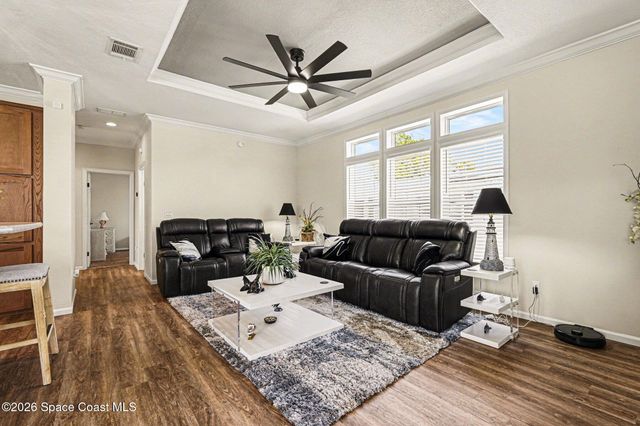 1067 Wren Circle, Barefoot Bay, FL 32976