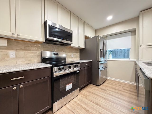 104 Calypso Court, Victoria, TX 77901