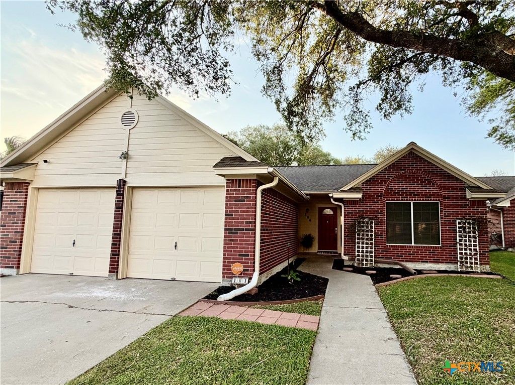104 Calypso Court, Victoria, TX 77901