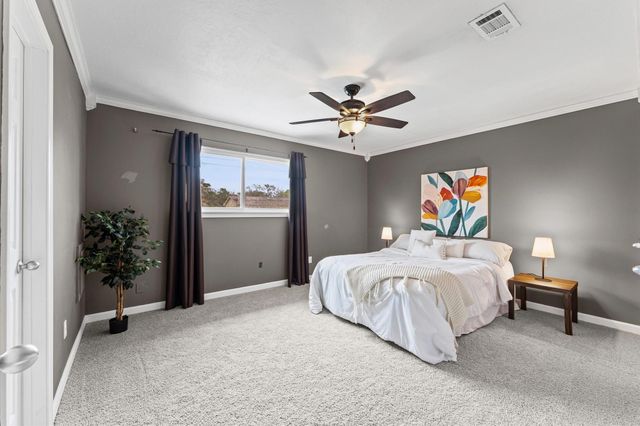 9810 Charter Ridge Drive, Houston, TX 77070