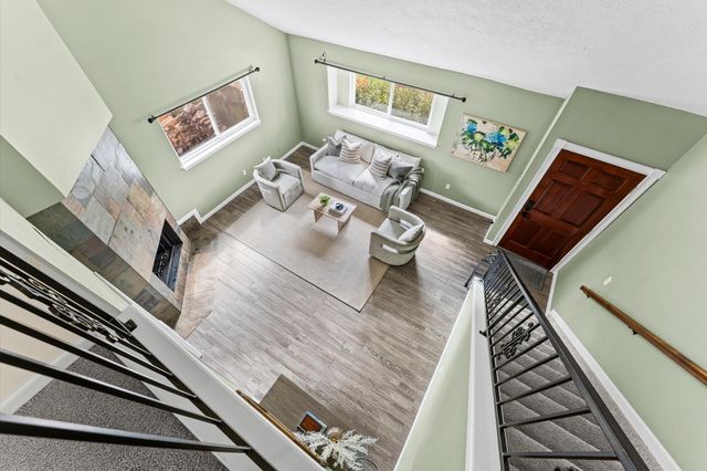 9810 Charter Ridge Drive, Houston, TX 77070