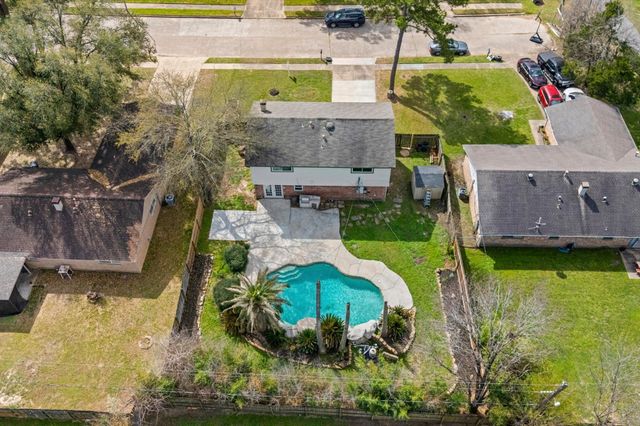 9810 Charter Ridge Drive, Houston, TX 77070