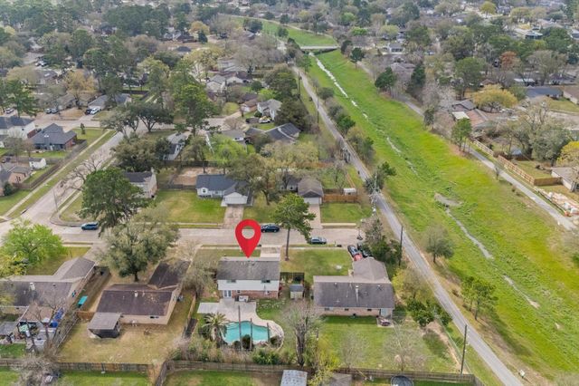 9810 Charter Ridge Drive, Houston, TX 77070