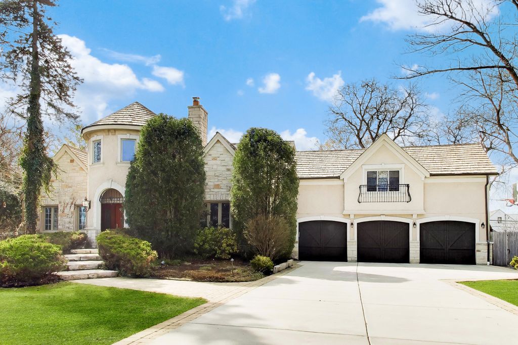 1414 Canterbury Lane, Glenview, IL 60025