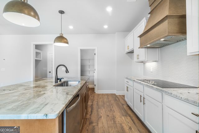 353 Ridge Pointe Drive, Athens, GA 30606