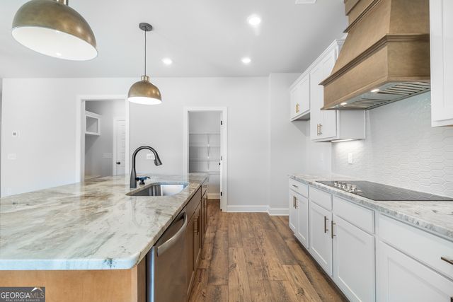 353 Ridge Pointe Drive, Athens, GA 30606