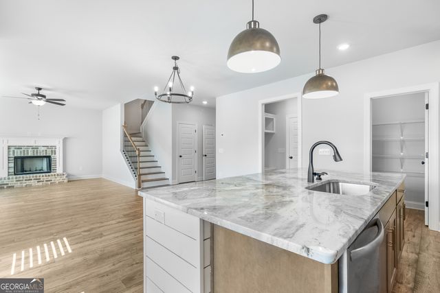 353 Ridge Pointe Drive, Athens, GA 30606