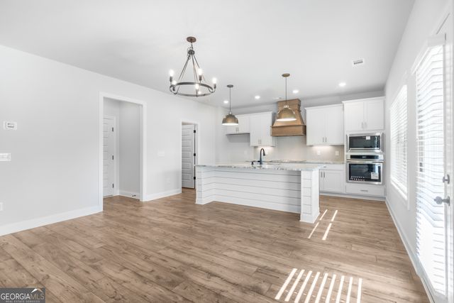 353 Ridge Pointe Drive, Athens, GA 30606