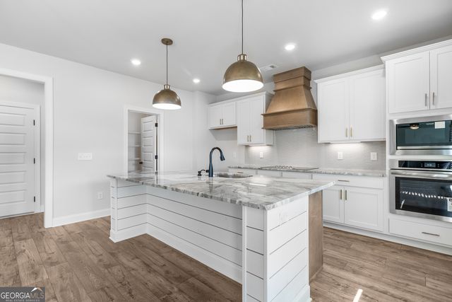 353 Ridge Pointe Drive, Athens, GA 30606