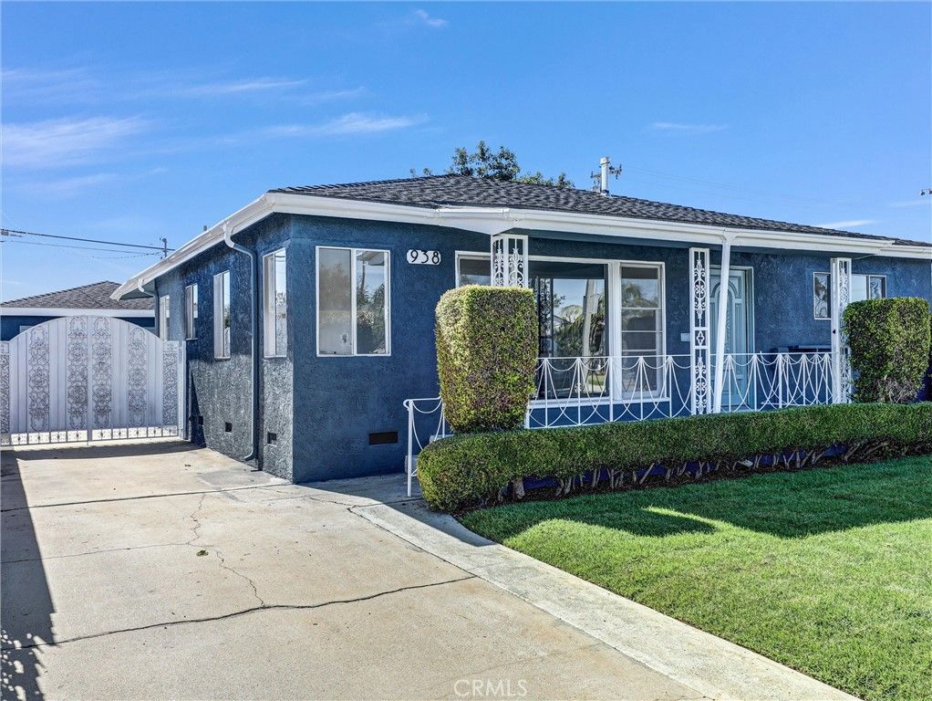 938 W 138th Street, Compton, CA 90222 — photo 2