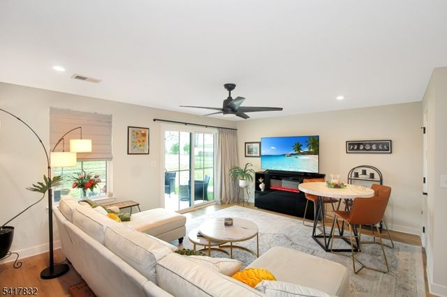 14 Saw Mill Circle, Hackettstown Town, NJ 07840