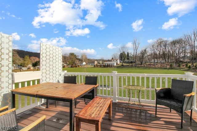 14 Saw Mill Circle, Hackettstown Town, NJ 07840