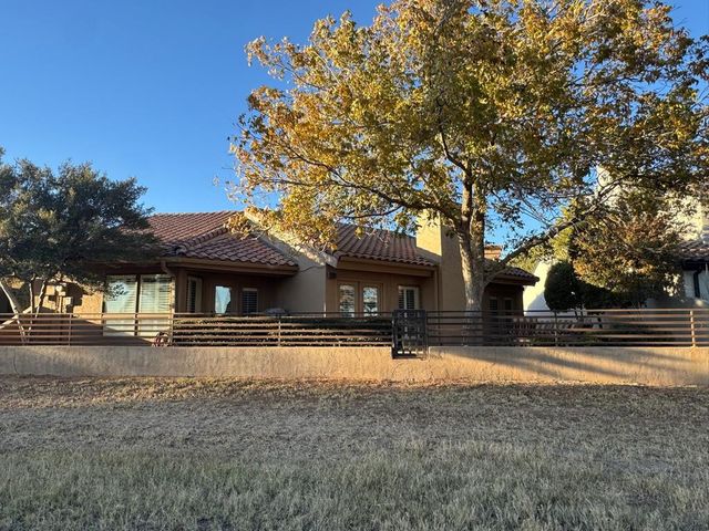 5009 Green Tree Blvd, Midland, TX 79707