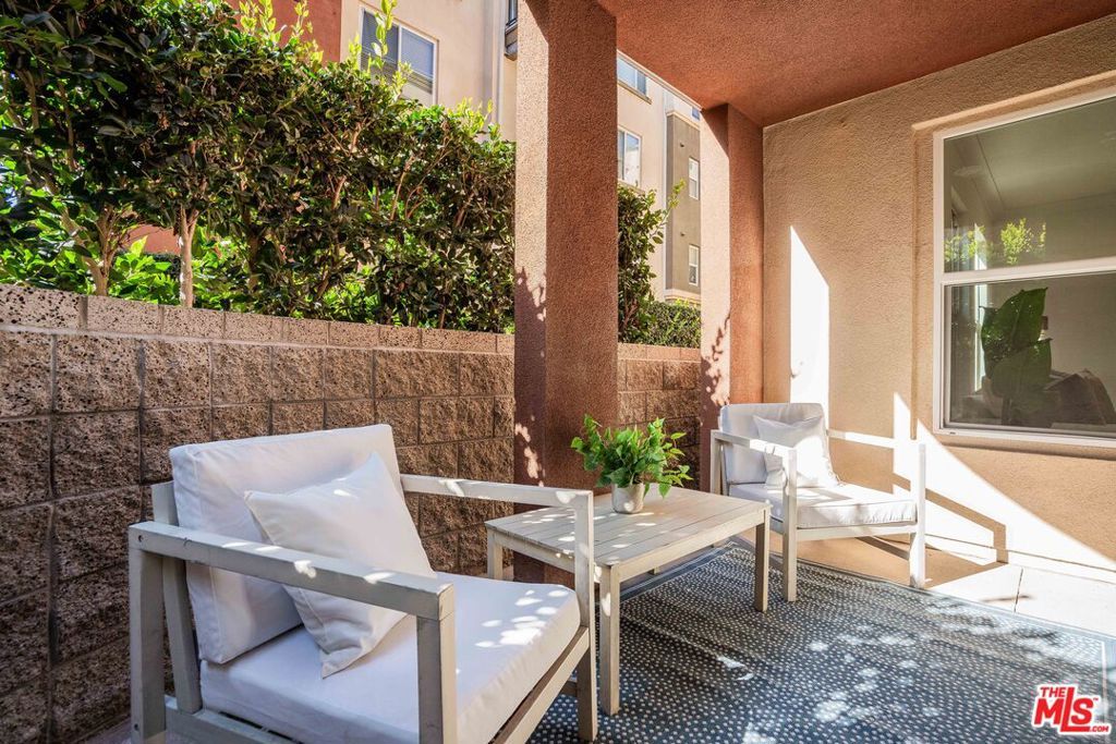 6020 Seabluff Drive 114, Playa Vista, CA 90094 — photo 2