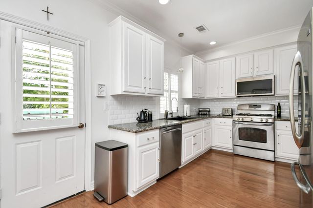 1739 French Village Drive, Houston, TX 77055