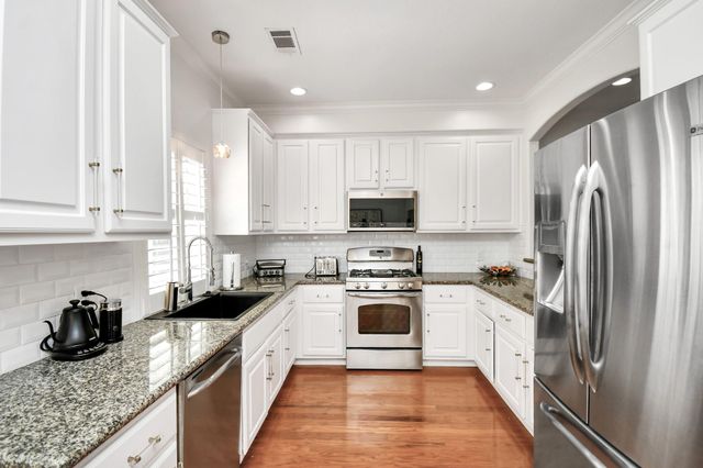 1739 French Village Drive, Houston, TX 77055