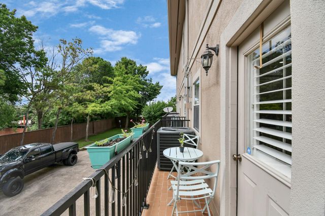 1739 French Village Drive, Houston, TX 77055
