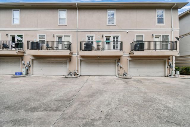 1739 French Village Drive, Houston, TX 77055