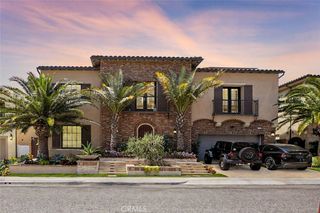 20300 W Windsor Lane, Northridge, CA 91326