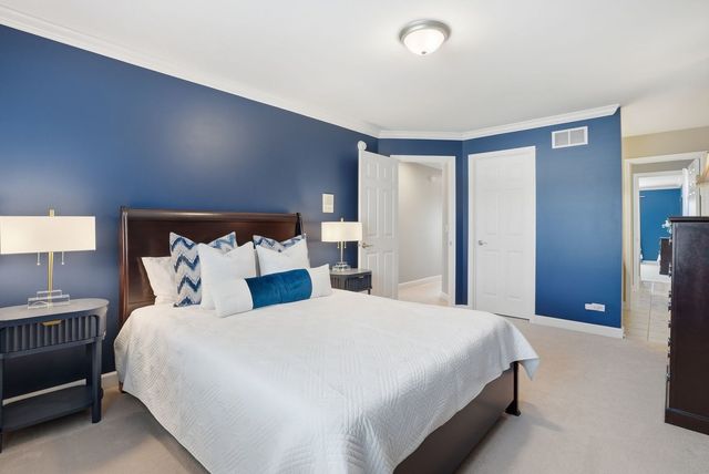 3212 Rollingridge Road, Naperville, IL 60564