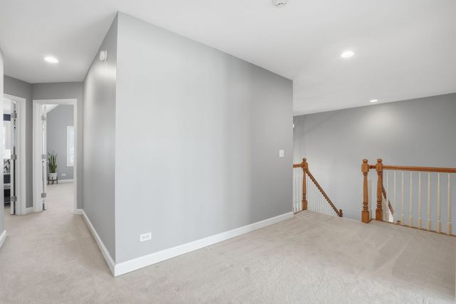 3212 Rollingridge Road, Naperville, IL 60564