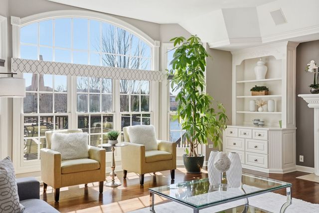 3212 Rollingridge Road, Naperville, IL 60564