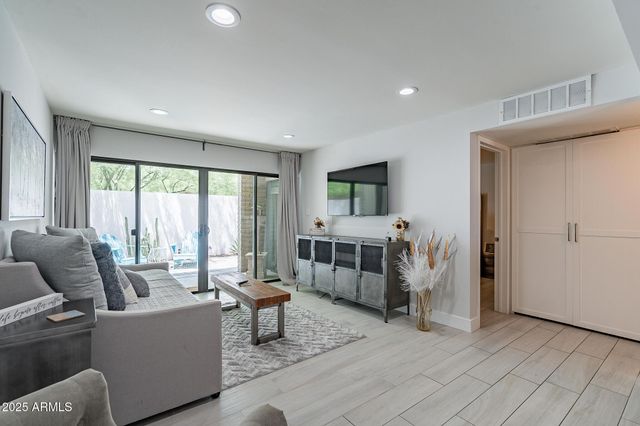 4351 N 36TH Street 2, Phoenix, AZ 85018