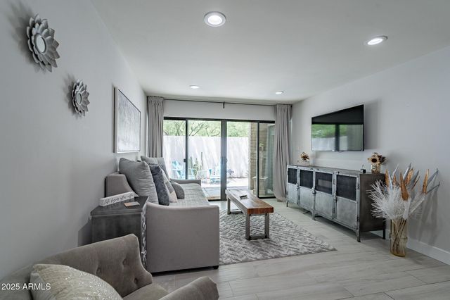 4351 N 36TH Street 2, Phoenix, AZ 85018