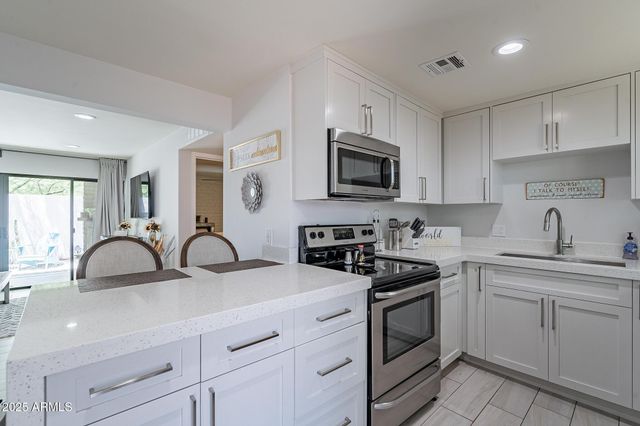 4351 N 36TH Street 2, Phoenix, AZ 85018