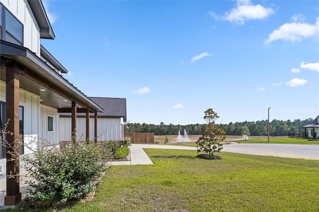 5604 Marigold Mile Drive, Magnolia, TX 77354