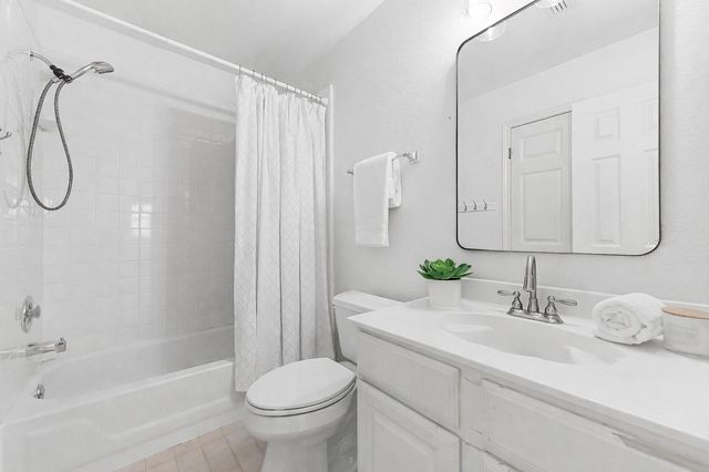 5705 Ballenton CT, Austin, TX 78739