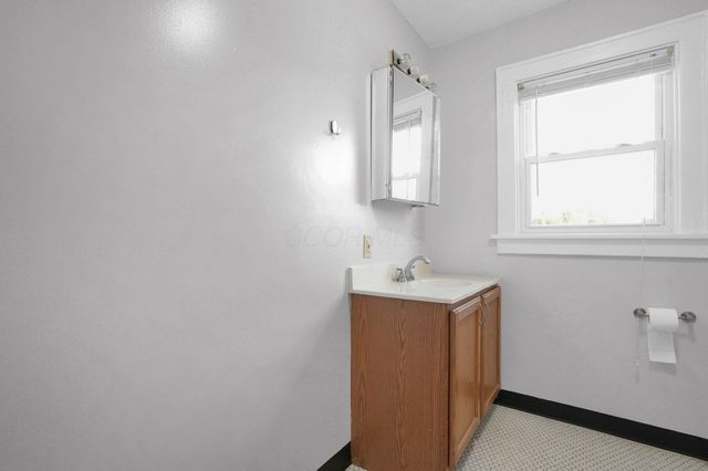 1126 Northwest Boulevard, Columbus, OH 43212