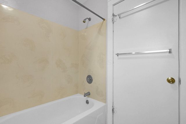 1126 Northwest Boulevard, Columbus, OH 43212