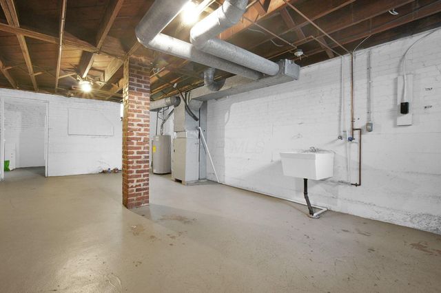 1126 Northwest Boulevard, Columbus, OH 43212