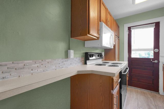 1126 Northwest Boulevard, Columbus, OH 43212