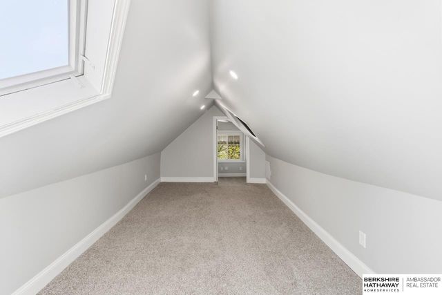 1221 D Street, Omaha, NE 68107