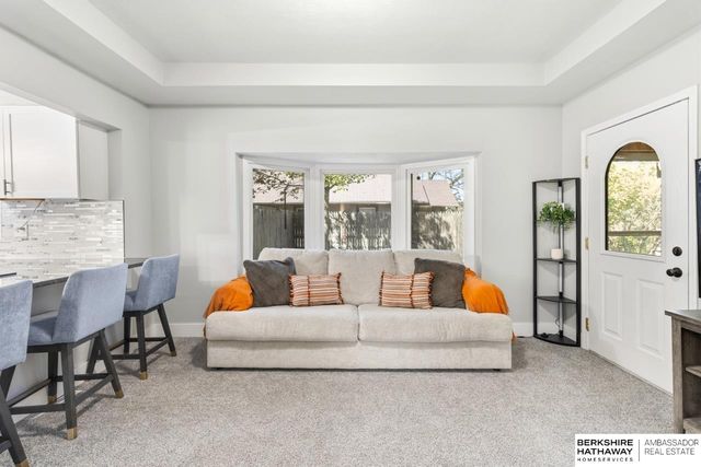 1221 D Street, Omaha, NE 68107