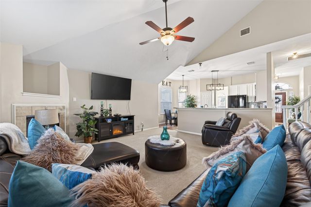 10735 Sunswept Fields Lane, Houston, TX 77064