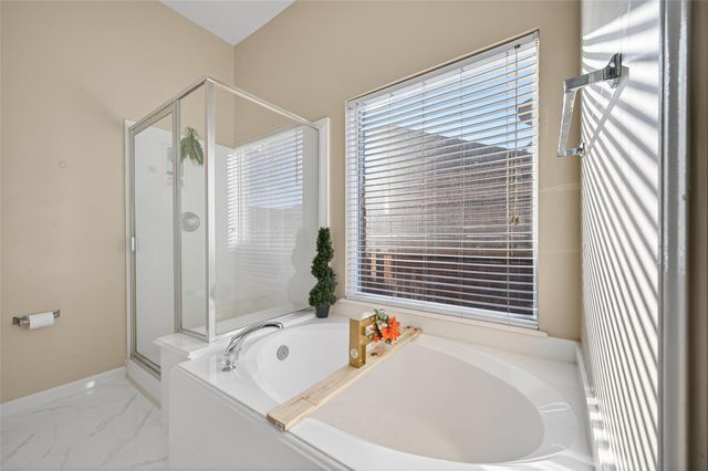 10735 Sunswept Fields Lane, Houston, TX 77064