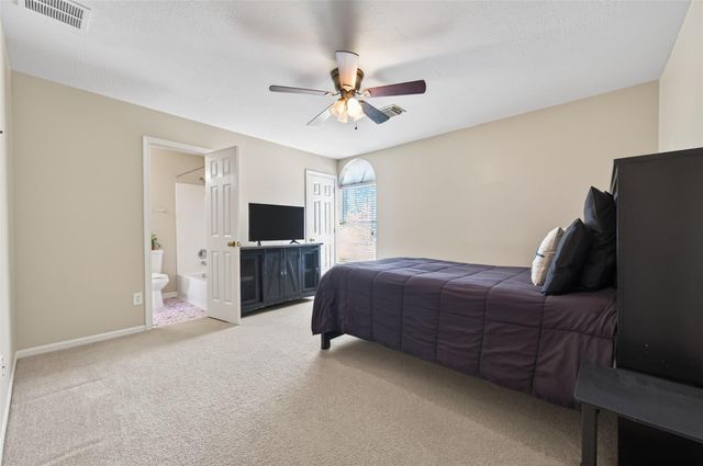 10735 Sunswept Fields Lane, Houston, TX 77064