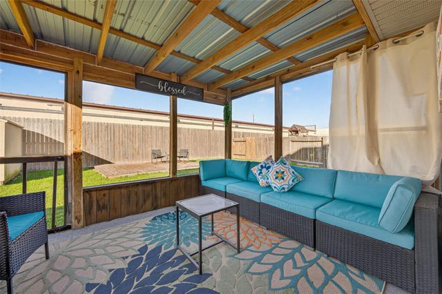 10735 Sunswept Fields Lane, Houston, TX 77064