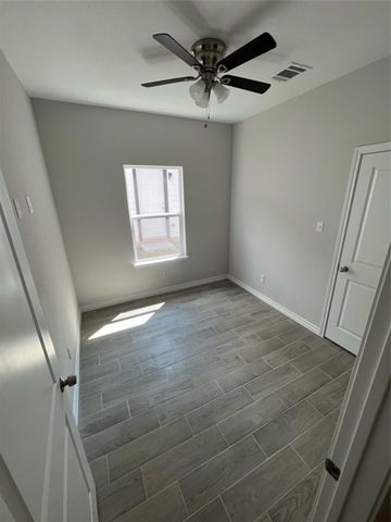 230 Northlawn, Montgomery, TX 77316