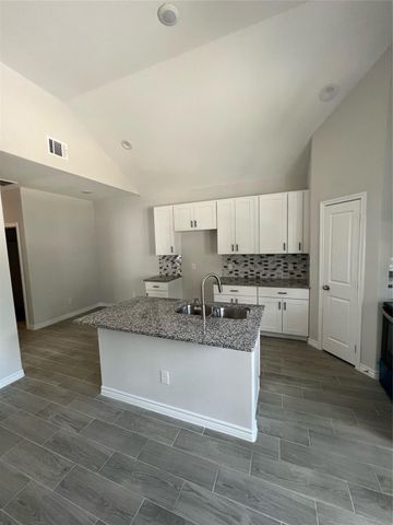 230 Northlawn, Montgomery, TX 77316