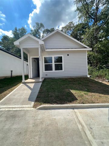 230 Northlawn, Montgomery, TX 77316