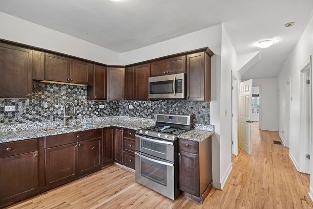 6337 S Rockwell Street, Chicago, IL 60629