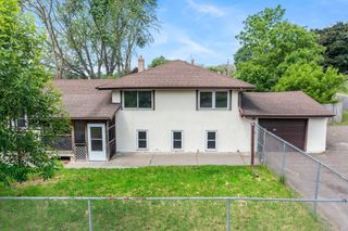 2125 White Bear Avenue N, Maplewood, MN 55109