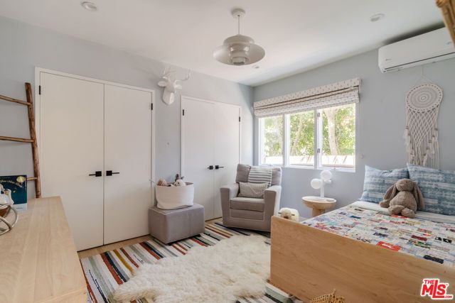 712 San Lorenzo Street, Santa Monica, CA 90402